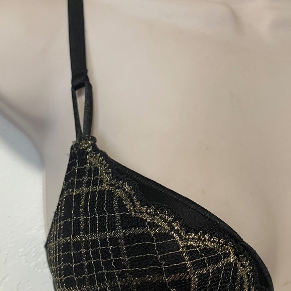Victoria's Secret Push Up Bra 34B UW Black Gold Lace - Picture 3 of 7